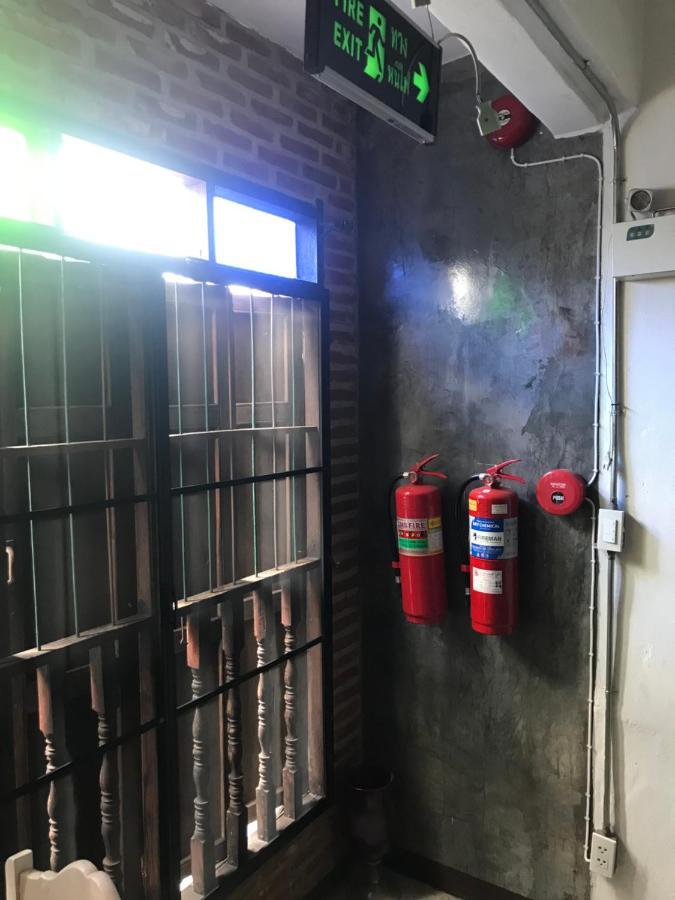 Lanna Hostel Chiang Mai Ngoại thất bức ảnh