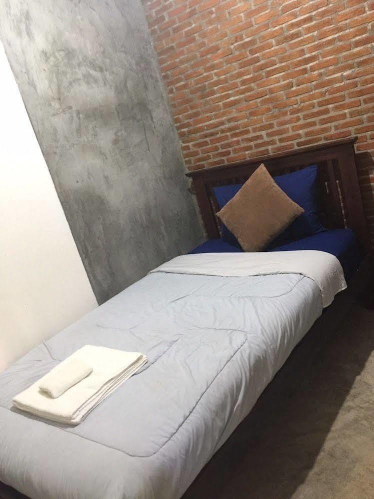 Lanna Hostel Chiang Mai Ngoại thất bức ảnh